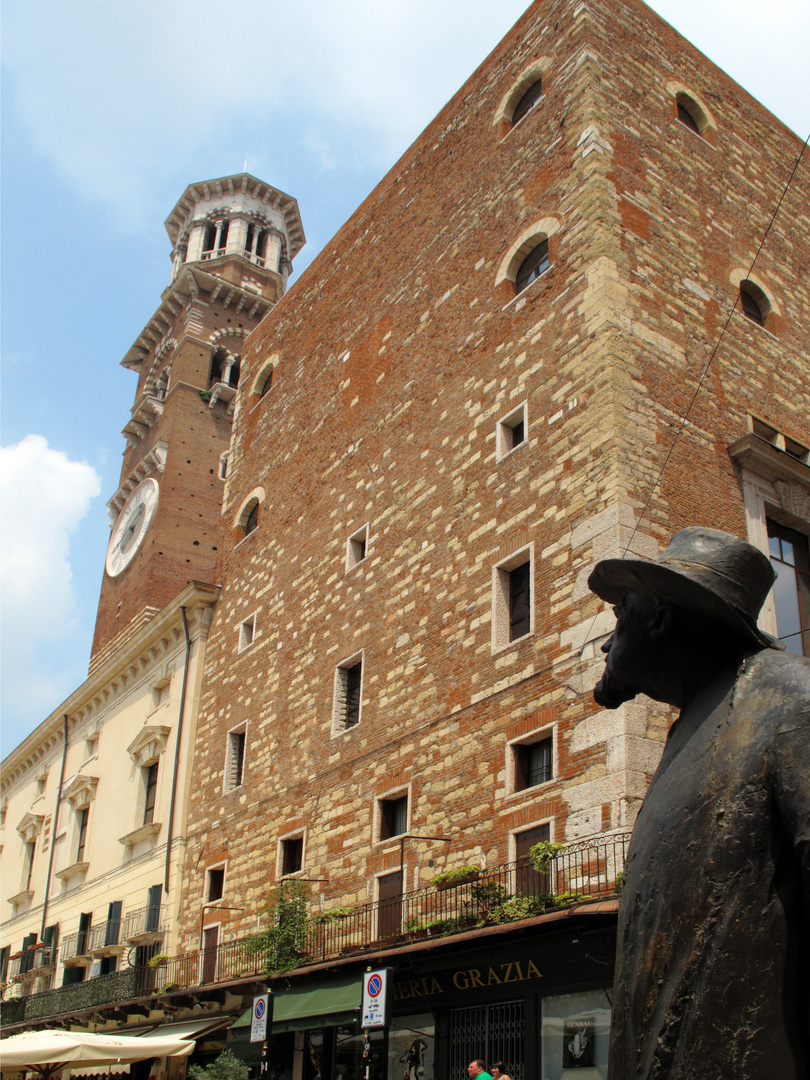 PIAZZA ERBE_VERONA