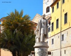 Piazza Eroi Sanremesi  Statue für Siro Andrea Carli