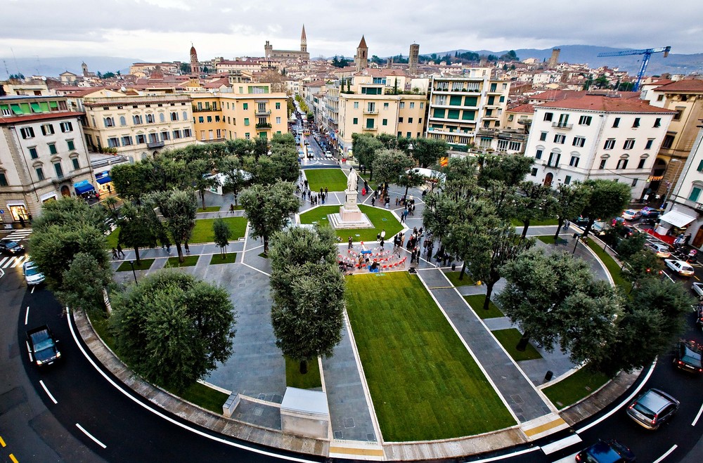 piazza guido monaco