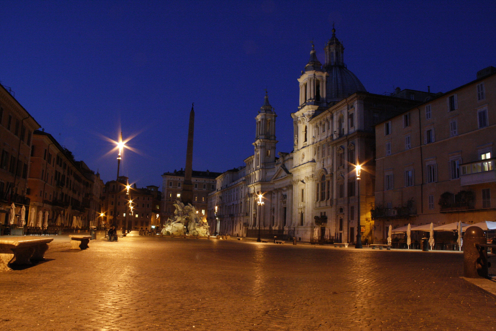 Piazza Navona deserta