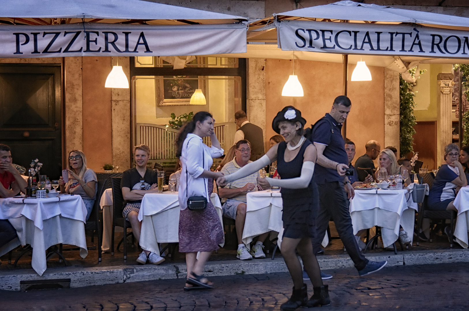 Piazza Navona - Lady in Black -