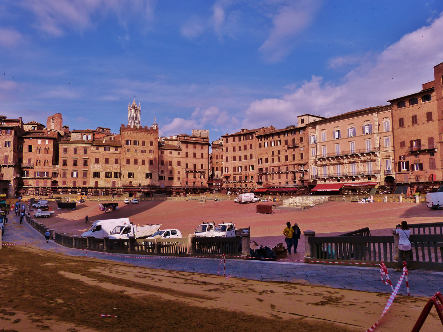 Piazza Palio 1 Woche vor dem Rennen