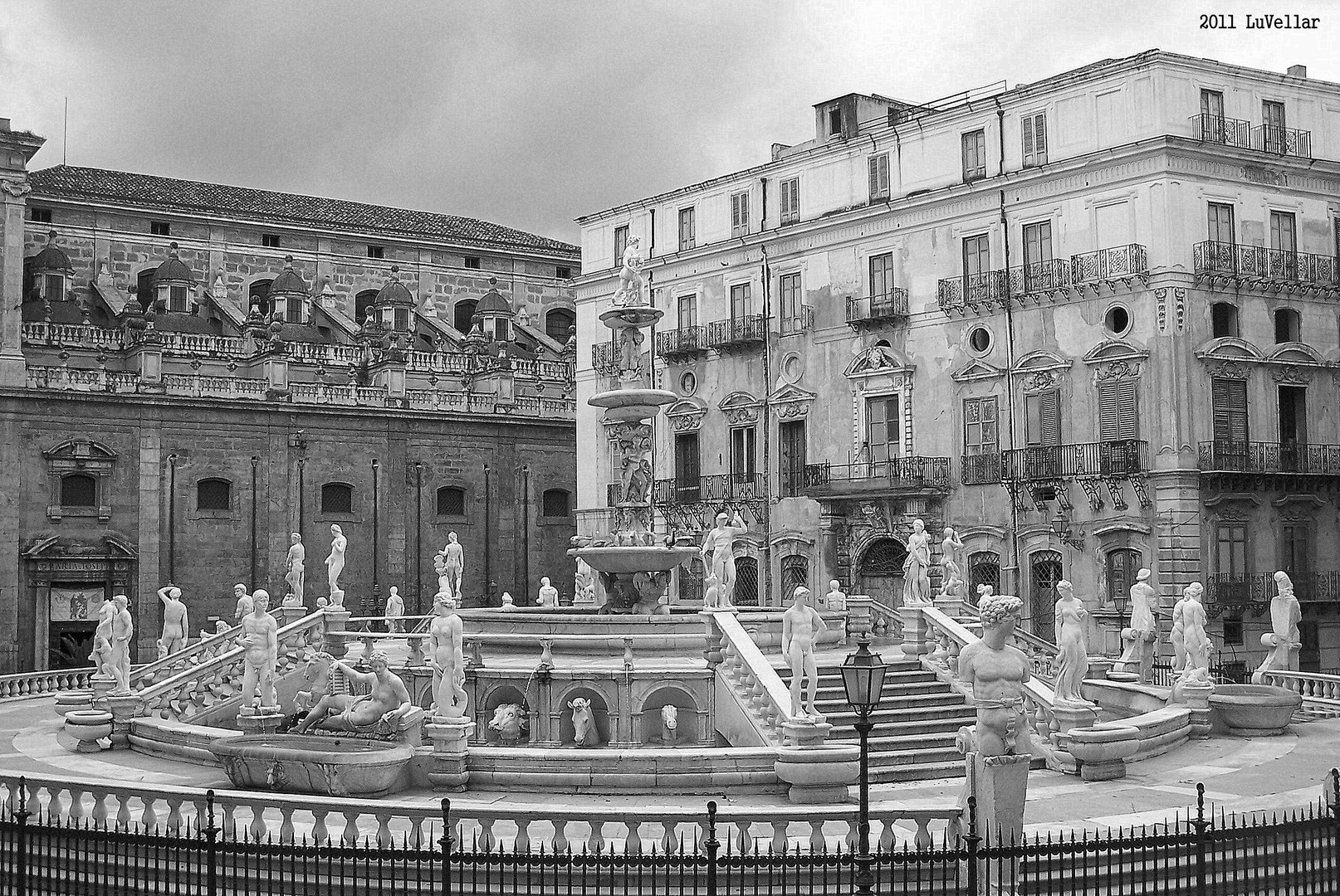 Piazza Pretoria...