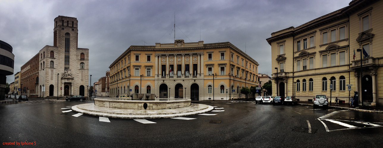 Piazza Rosselli