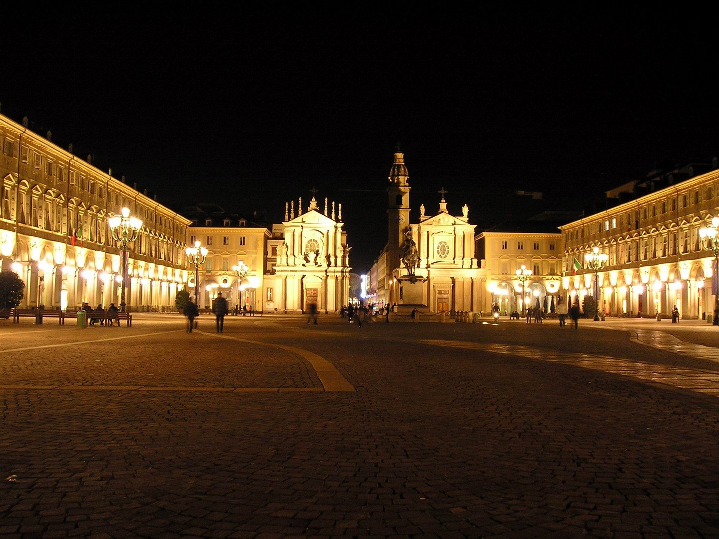 piazza s. carlo