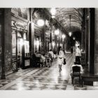 Piazza San Marco , Cafe' "Florian" Venedig 1984 -  Nachtansichten 