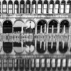 Piazza San Marco gespiegelt