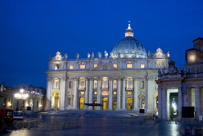 Piazza San Pietro - prima dell'alba