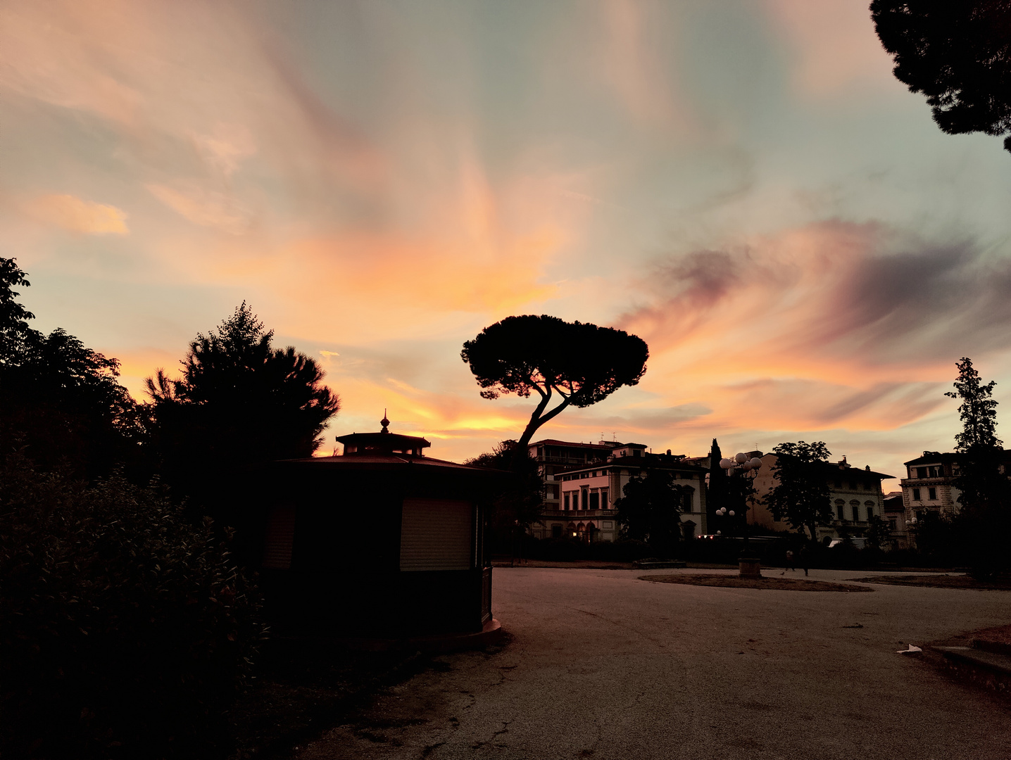 Piazza Savonarola