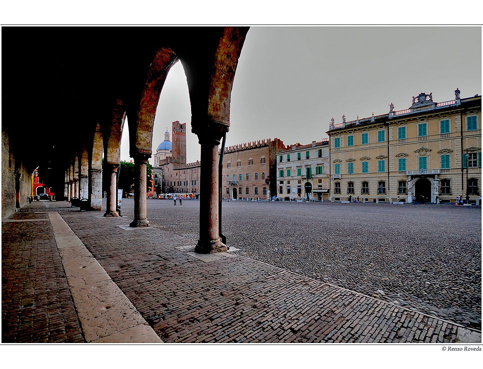 Piazza Sordello