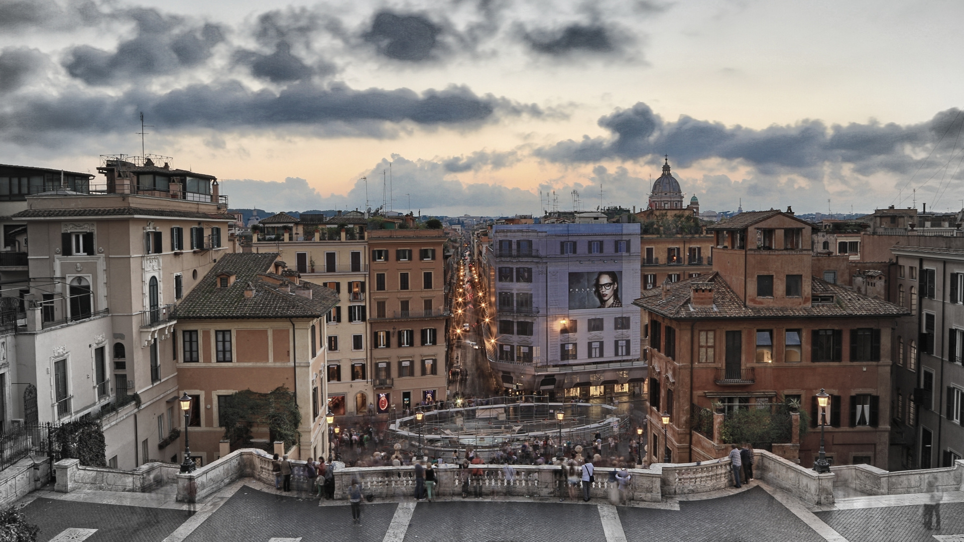 >>Piazza Trinita dei Monti.