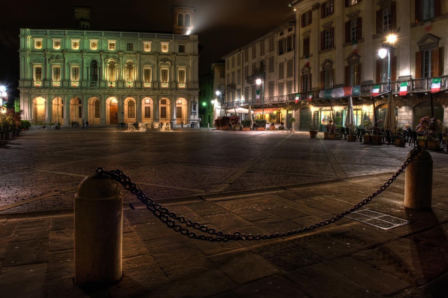 Piazza vecchia in HDR