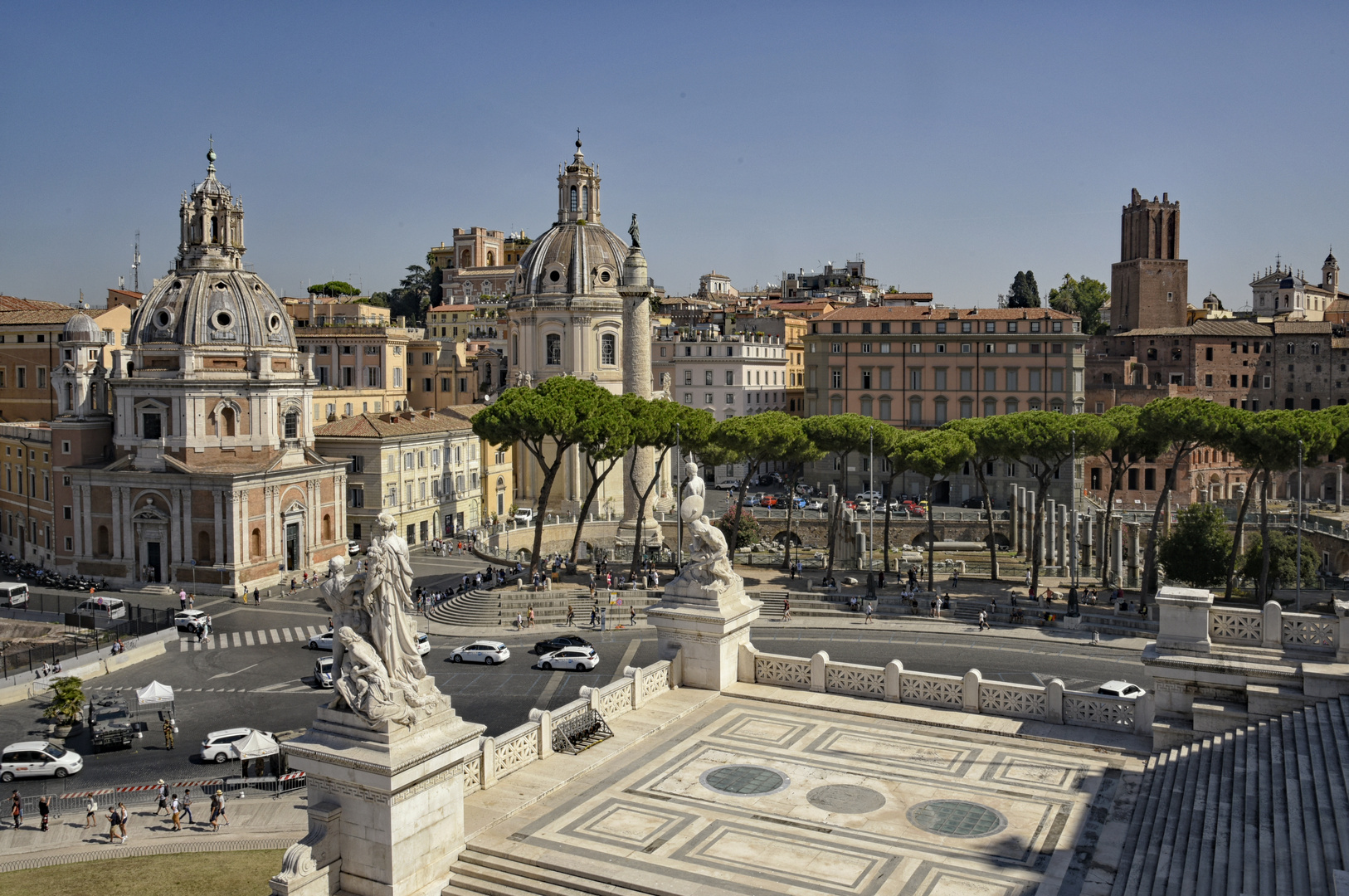 Piazza Venezia-Monumento Vittorio Emanuele II