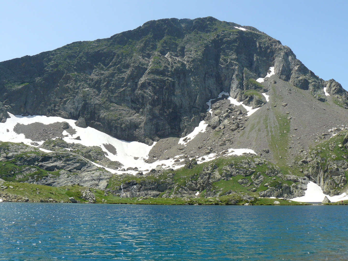 Pic de Sauvegarde 2738m et Lac de Boum.