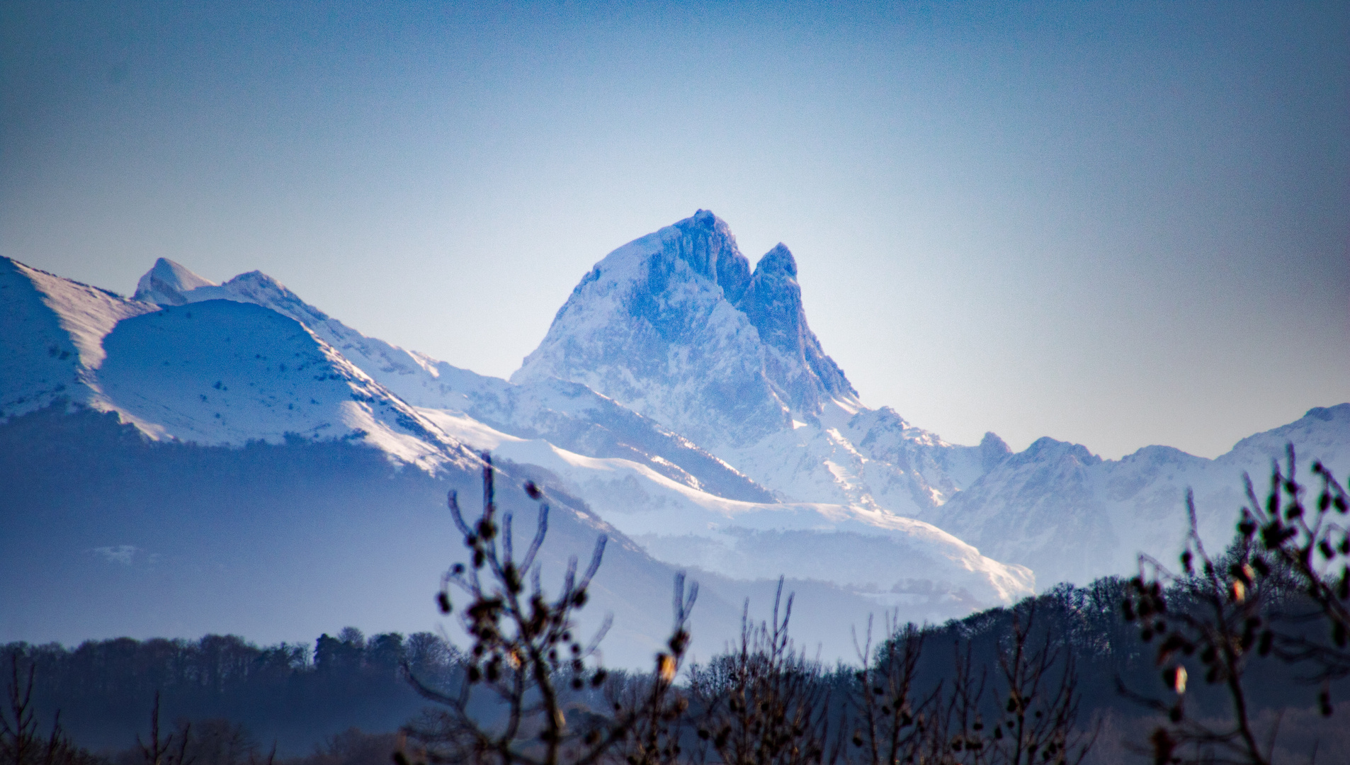 View Pic Du Midi D&#039;ossau Observatoire Background