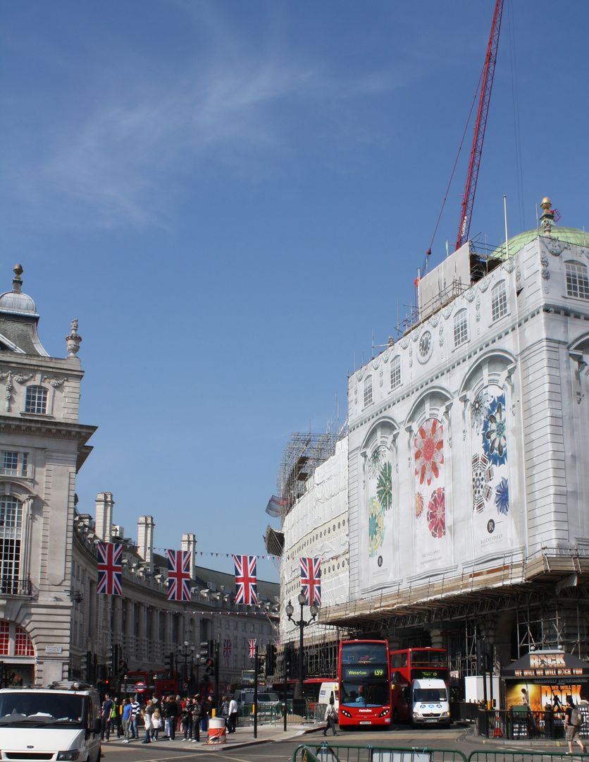 Picadilly Circus