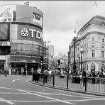 Picadilly Circus 180°