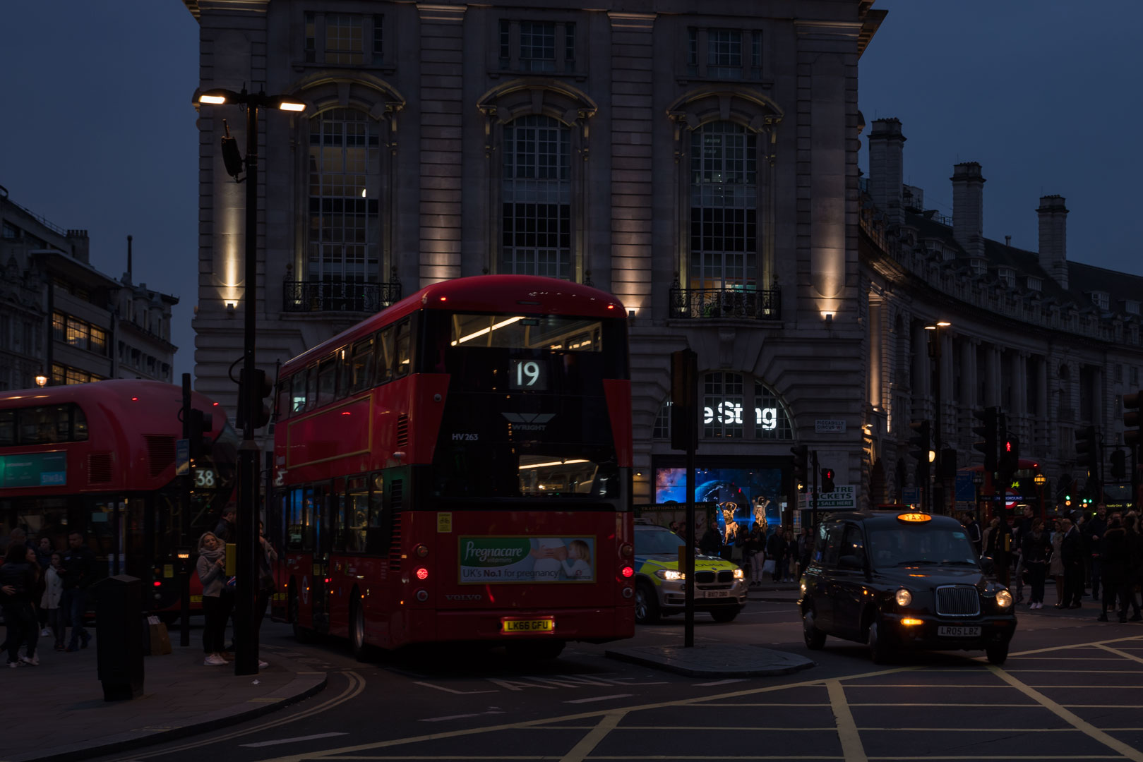 Picadilly Circus farbig