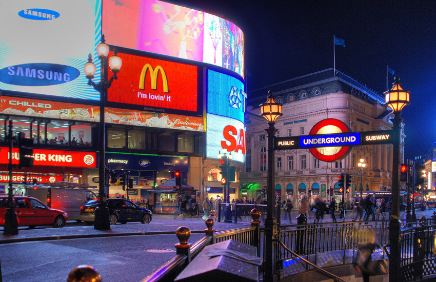 Picadilly Circus London Foto Bild Architektur Architektur Bei Nacht Motive Bilder Auf Fotocommunity