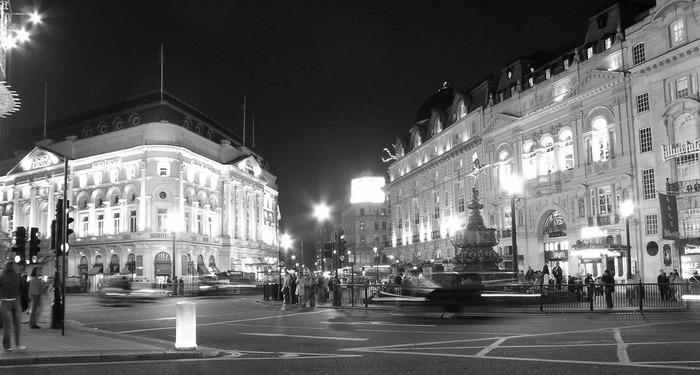 piccadilly by night ... ;-)