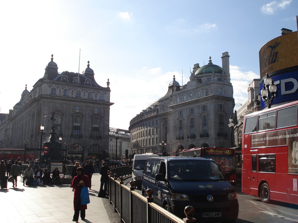 Piccadilly Circus