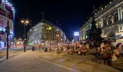 Piccadilly Circus - 09