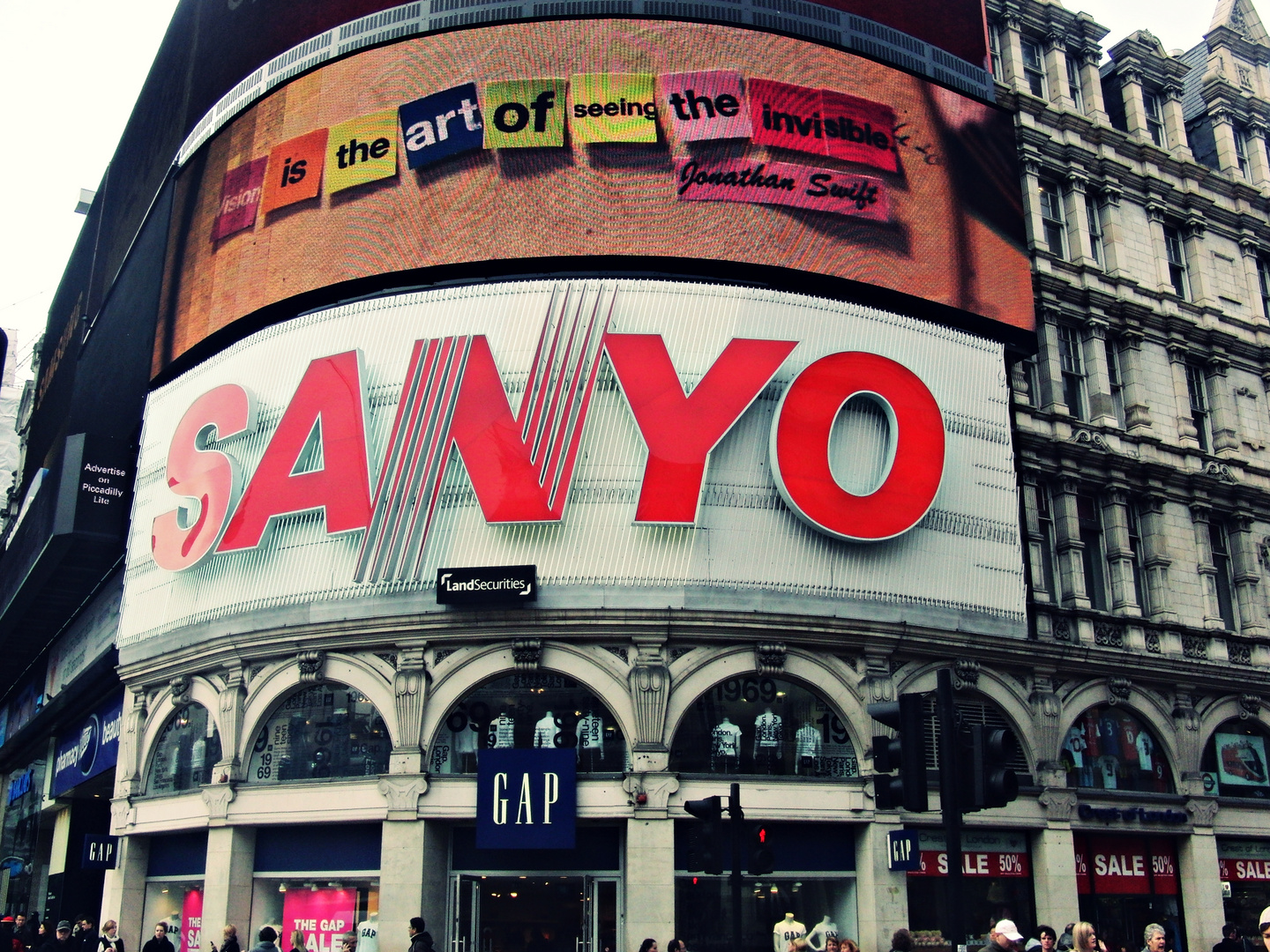 Piccadilly Circus