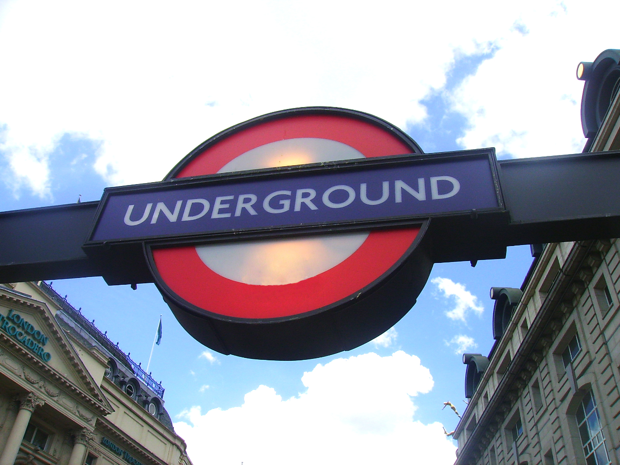 piccadilly circus