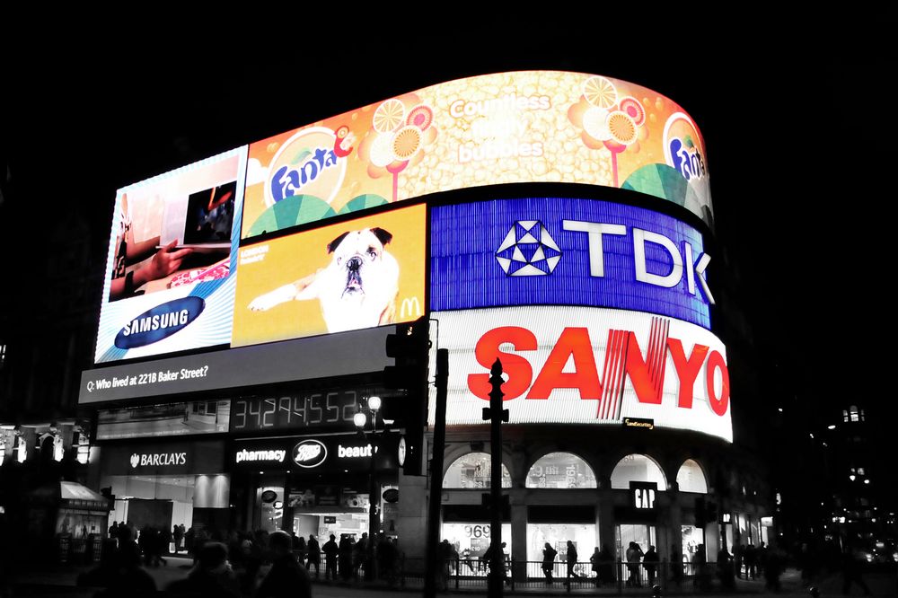 Piccadilly Circus