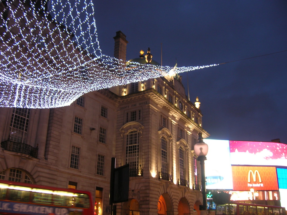 Piccadilly Circus