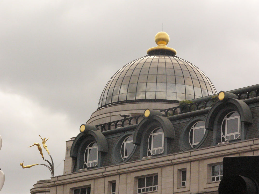 Piccadilly Circus