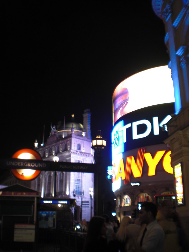 Piccadilly Circus at night