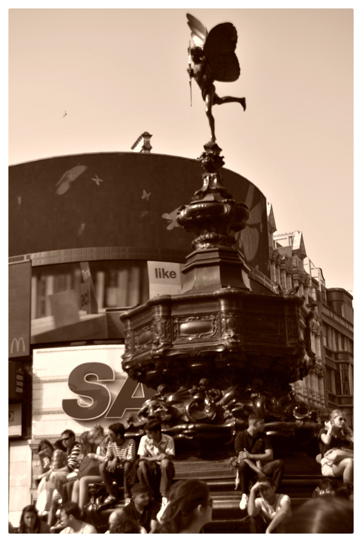 Piccadilly circus