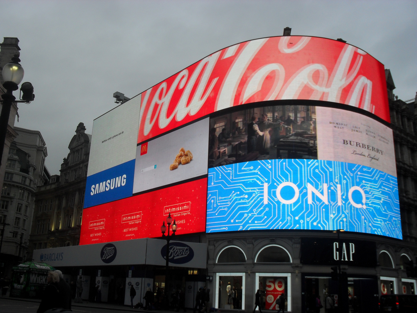 Piccadilly Circus