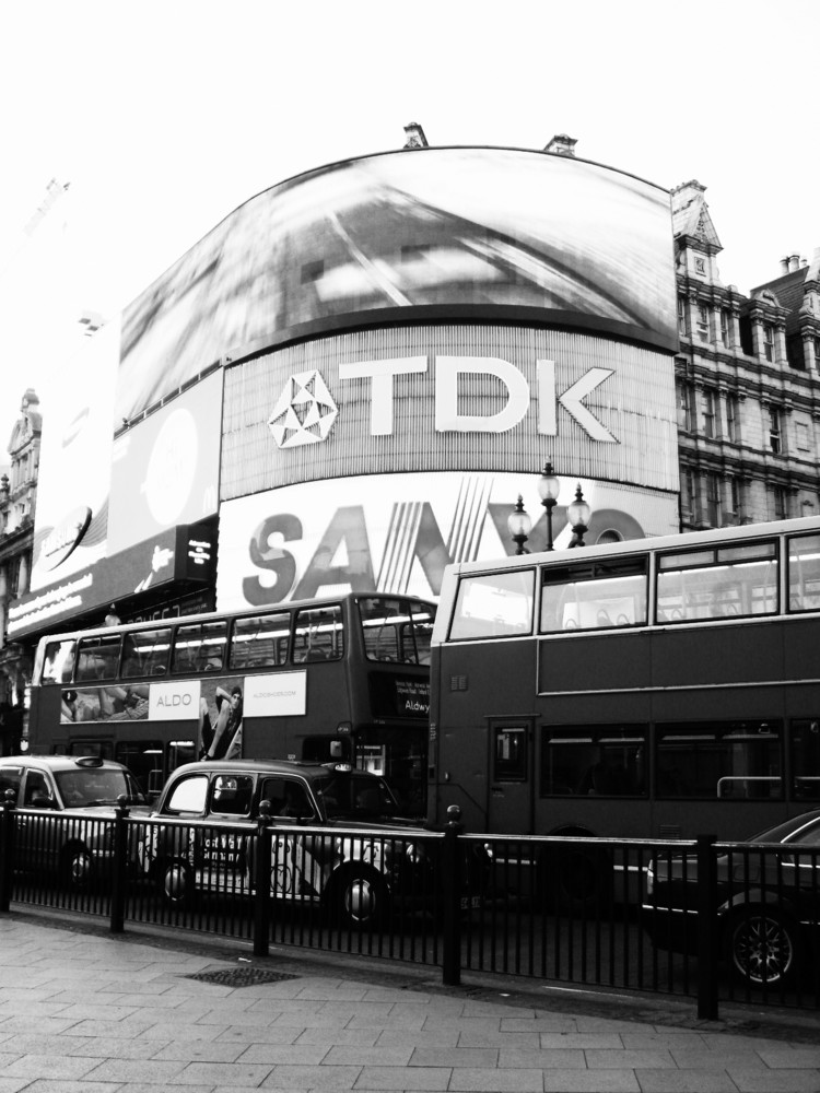 Piccadilly Circus