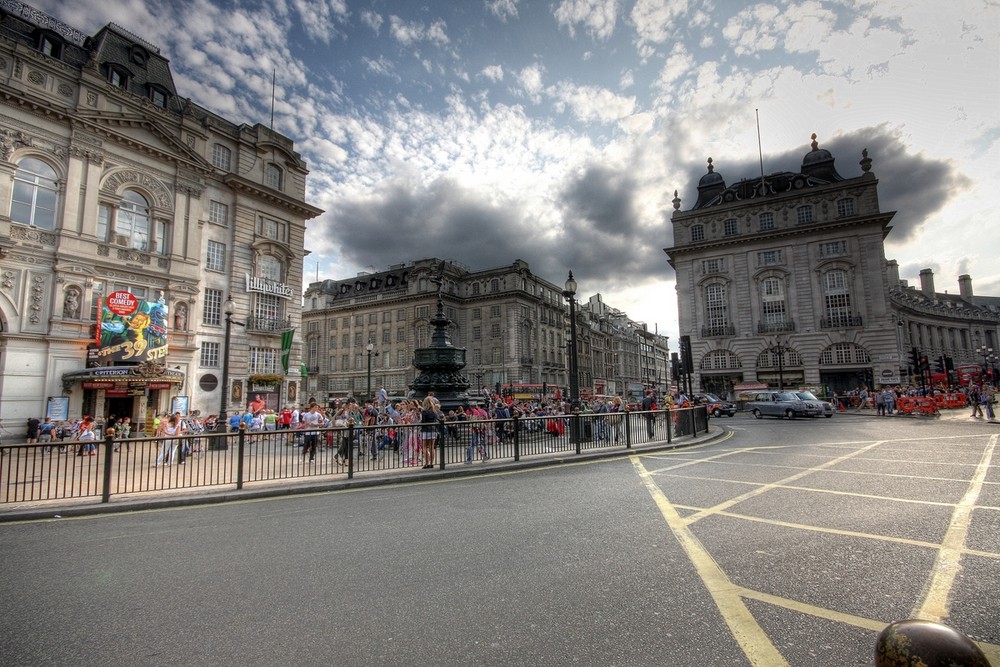 Piccadilly Circus HDR