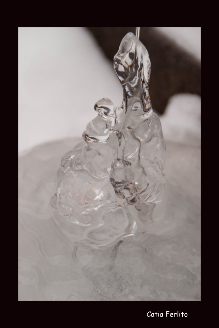 Piccola scultura di ghiaccio