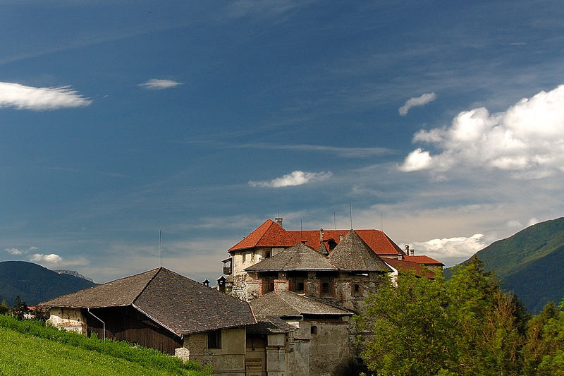 Piccolo castello delle Dolomiti