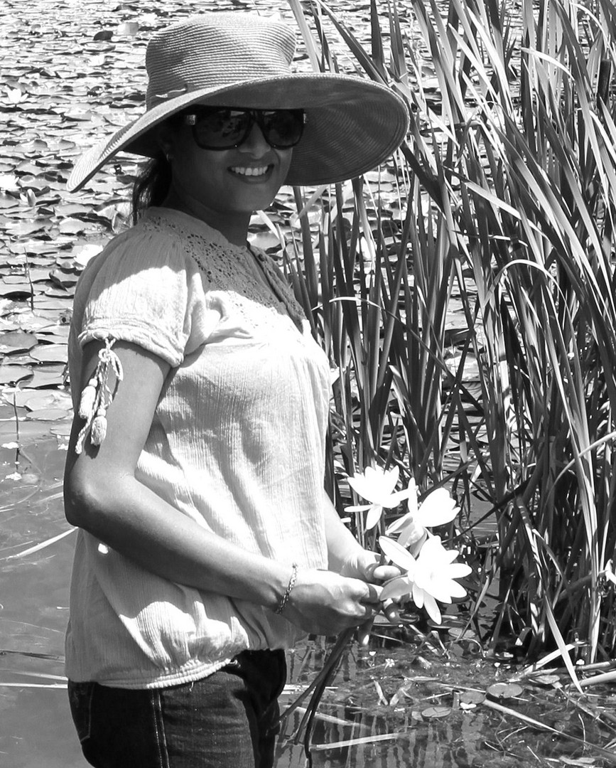 picking water lilies