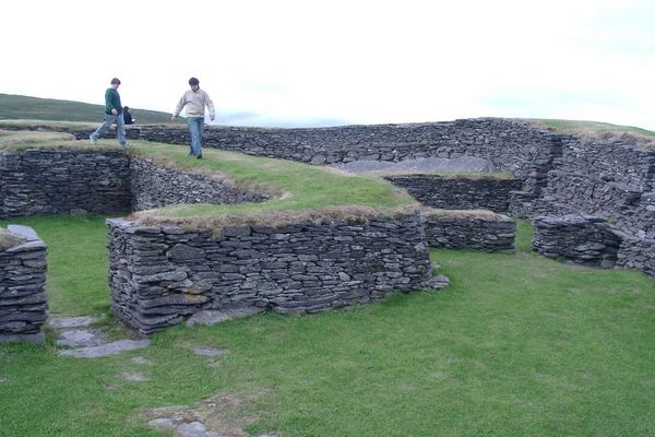 Picknick in der Trockenmauer2