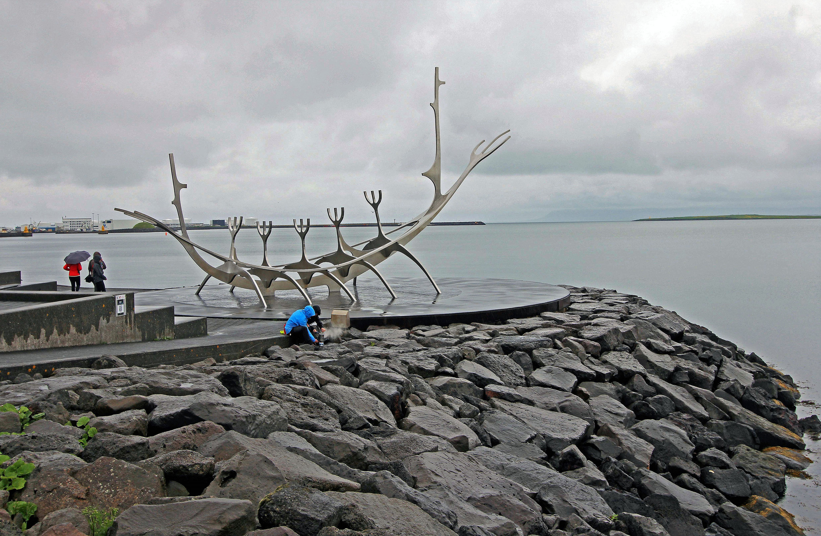 Picnic vor dem Sun Voyager