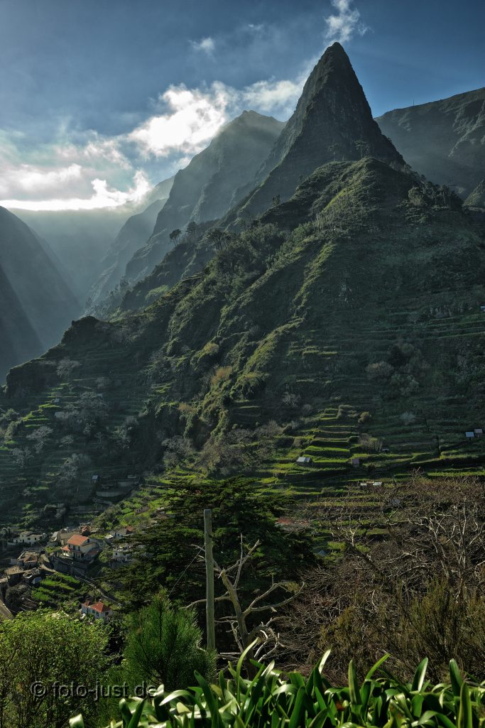 Pico do Galo bei Serra de Agua