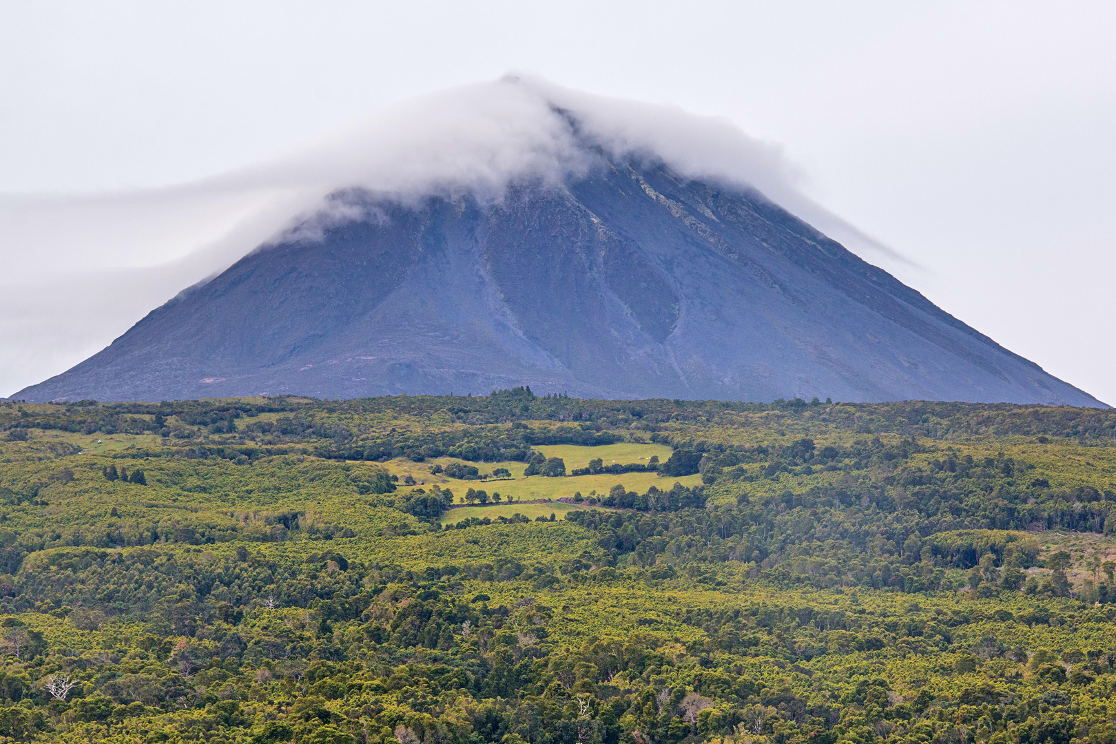 Pico mit Wolkenmütze