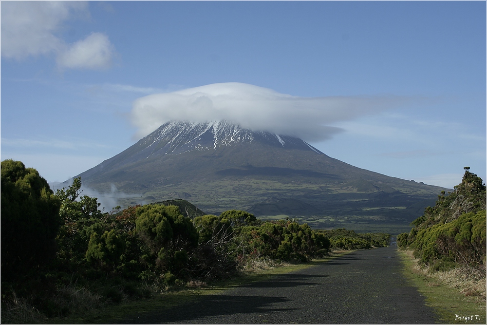 Pico unter einer Wolke