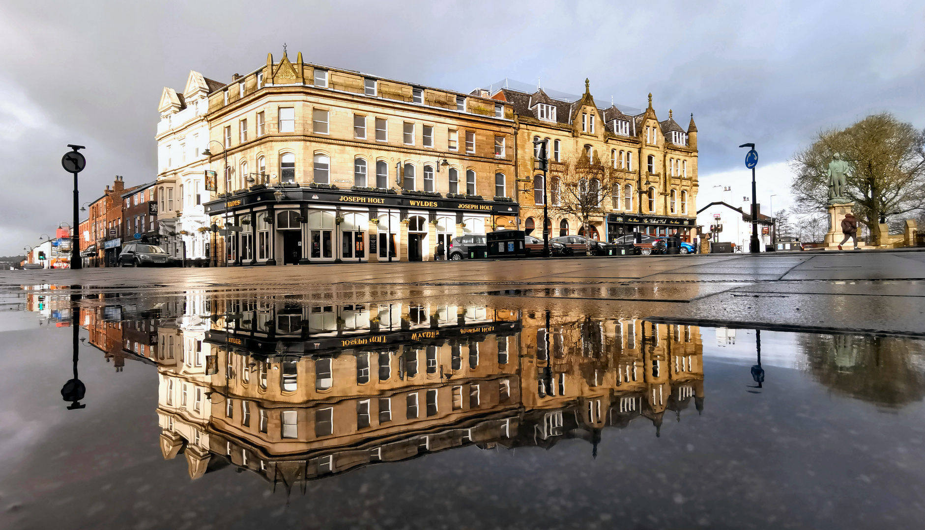 Picture in a Puddle.