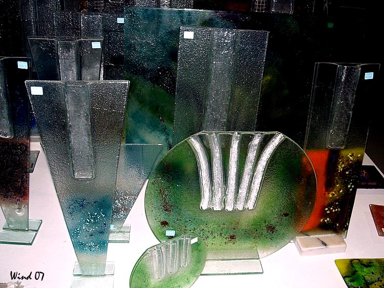 Pieces in glass