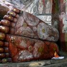 Piedi del budda grotte di Dambulla