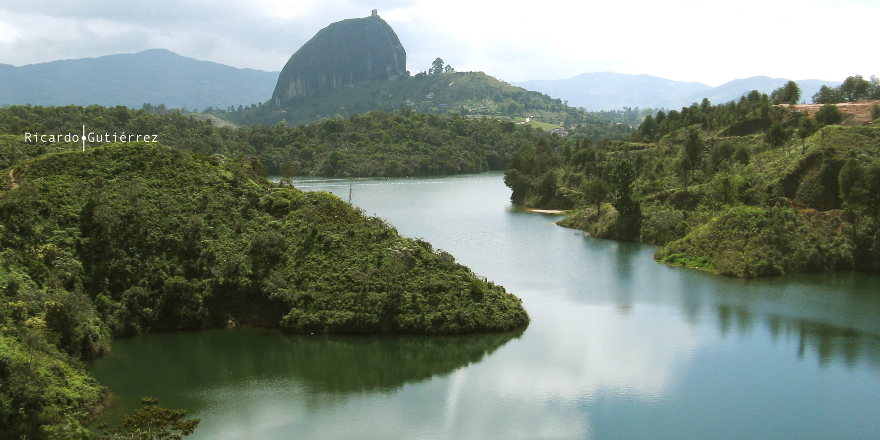 Piedra El Peñol