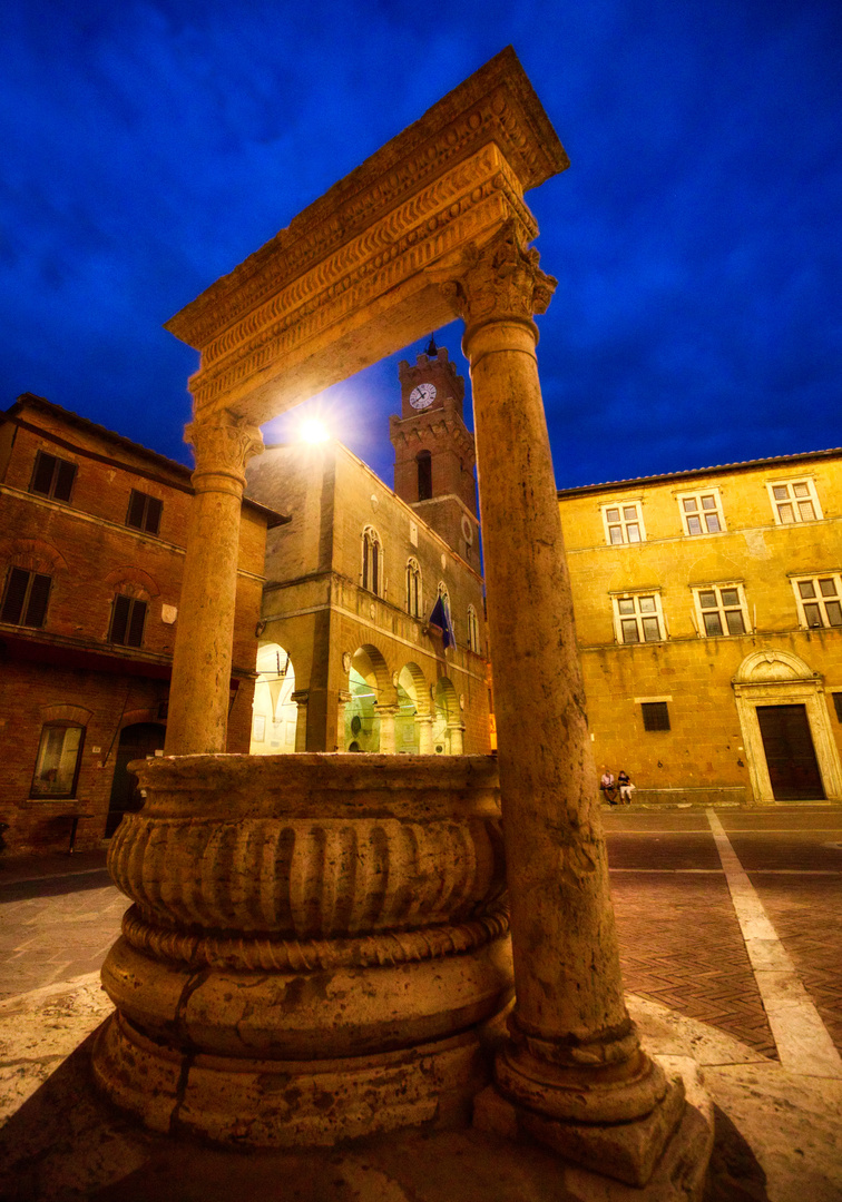 Pienza am Abend - Durchblick ...