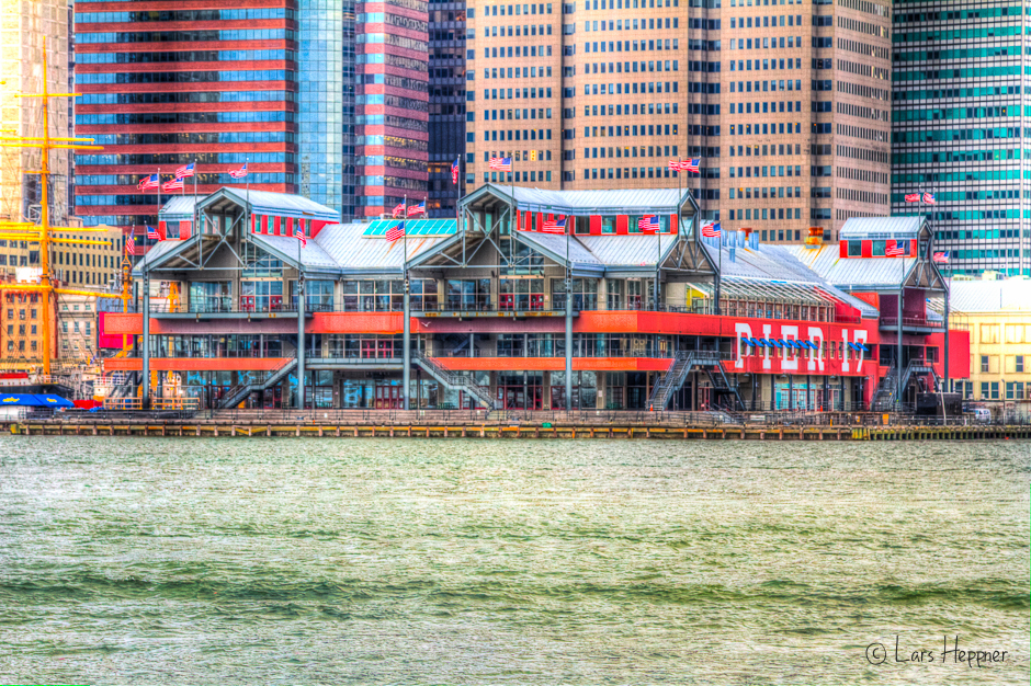 Pier 17 in New York (Manhatten) als HDR